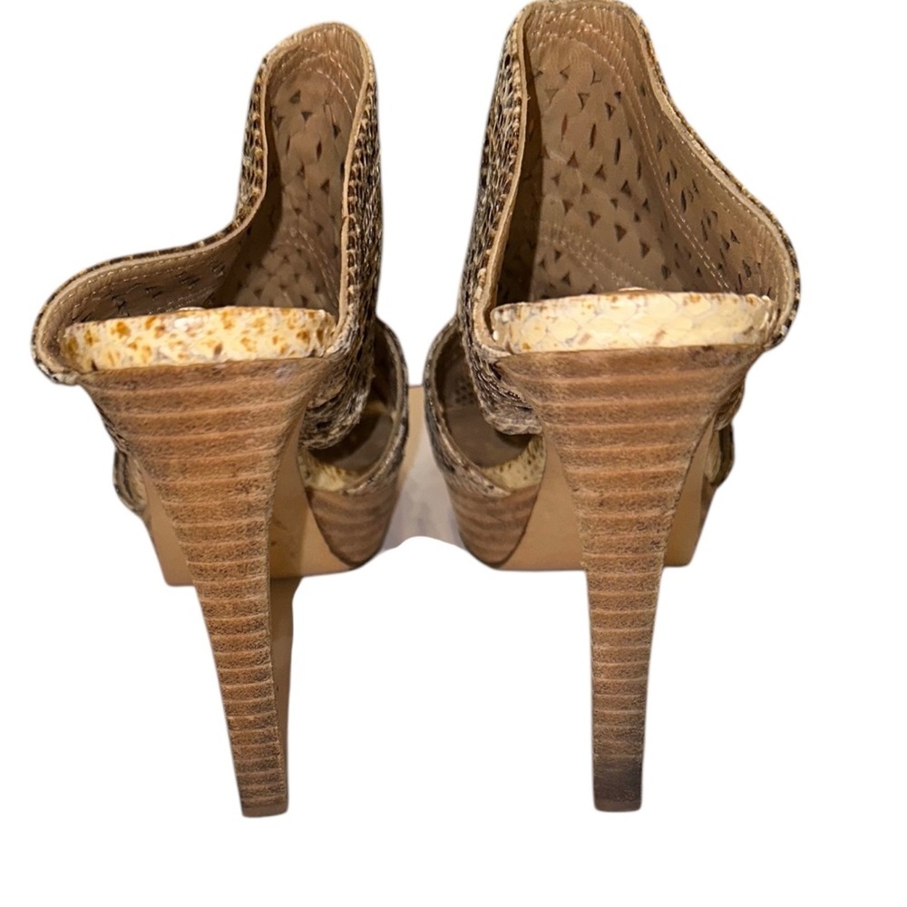 BCBGMAXAZRIA Galinac Python Peep Toe Mules/Slides Heels Platforms Pumps - Size 8 - Picture 10 of 11